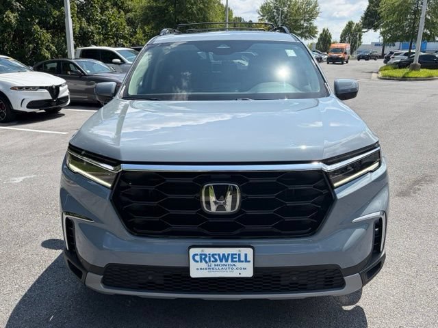 Used 2023 Honda Pilot Touring image 10