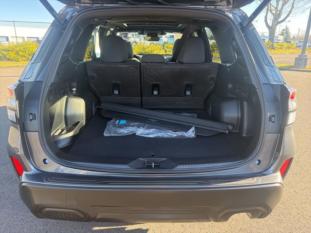 Used 2025 Subaru Forester Premium image 19