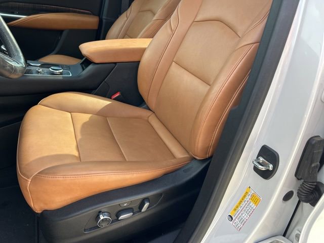 Used 2020 Cadillac XT4 Premium Luxury image 15