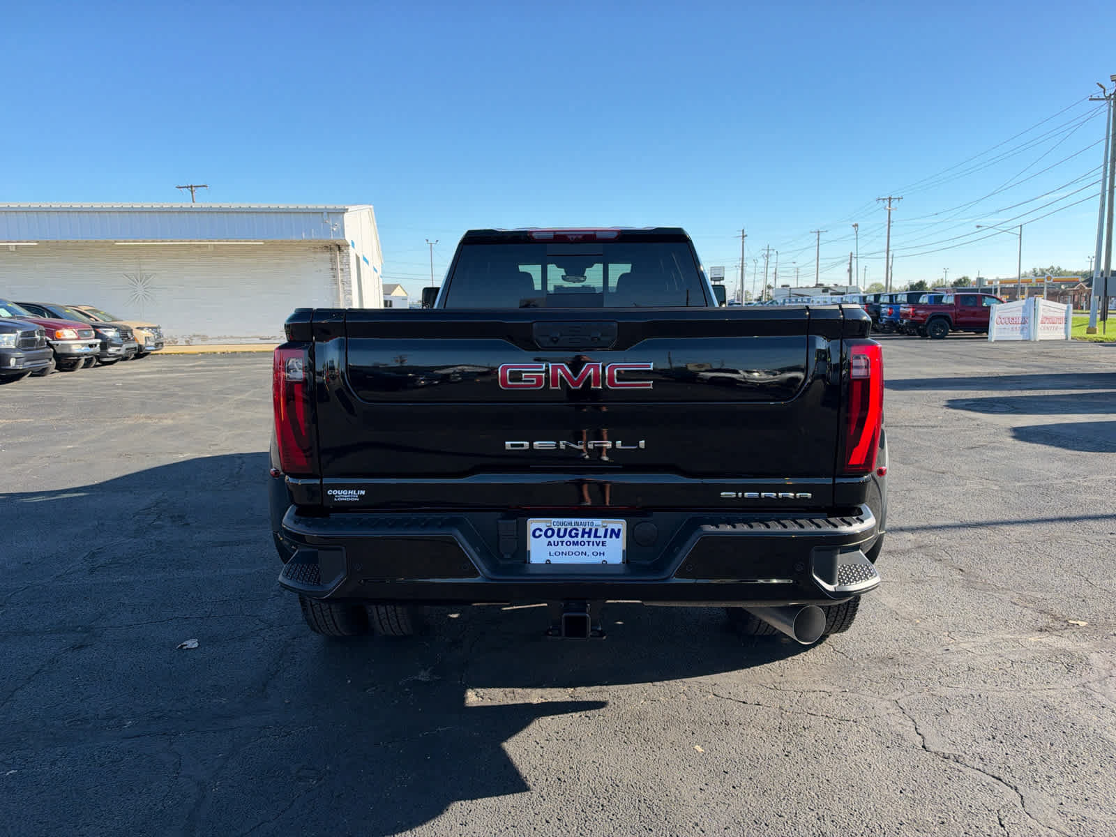 New 2026 GMC Sierra 3500 Denali w/ Denali Reserve Package AWD/4WD image 4