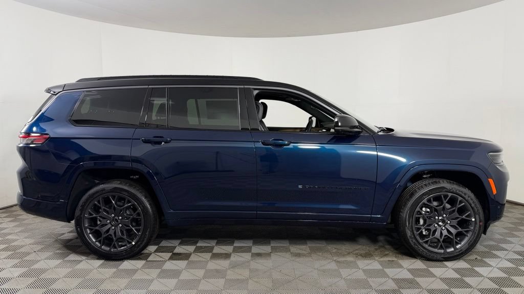 New 2027 Jeep Grand Cherokee L Summit w/ Obsidian Package AWD/4WD image 8