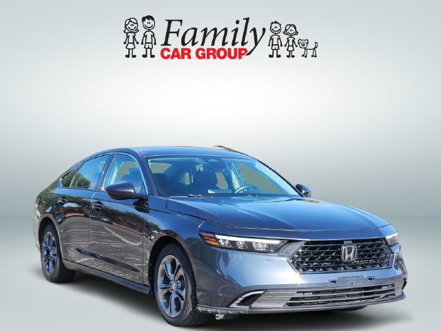 Used 2023 Honda Accord EX image 2