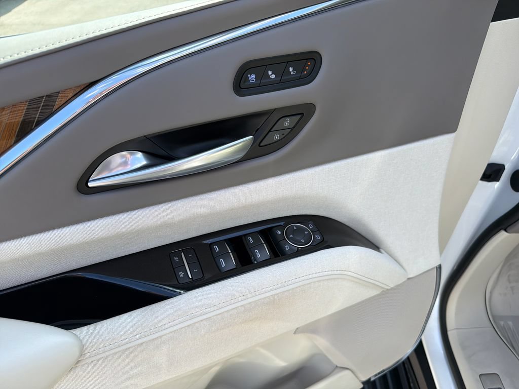 Used 2024 Cadillac Escalade ESV Sport Platinum w/ LPO, Floor Liner Package AWD/4WD image 22