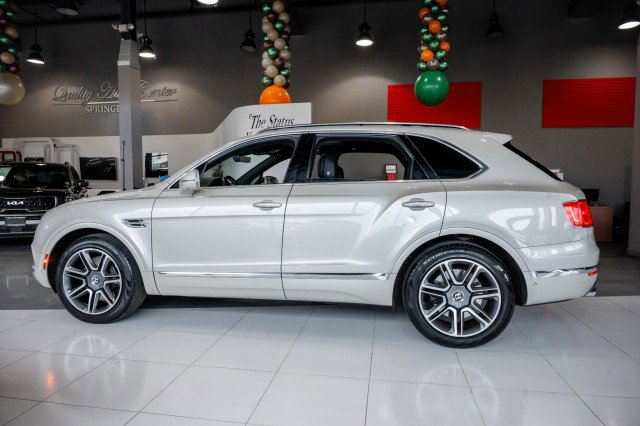 Used 2018 Bentley Bentayga image 8