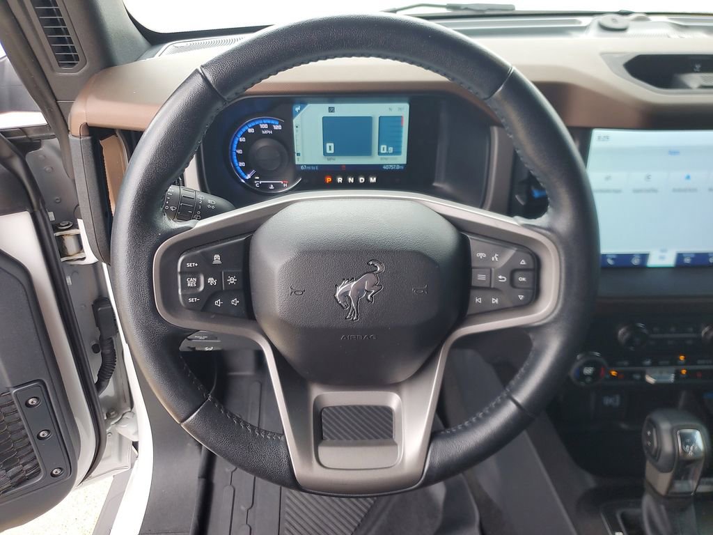 Used 2023 Ford Bronco Outer Banks w/ Sasquatch Package image 18