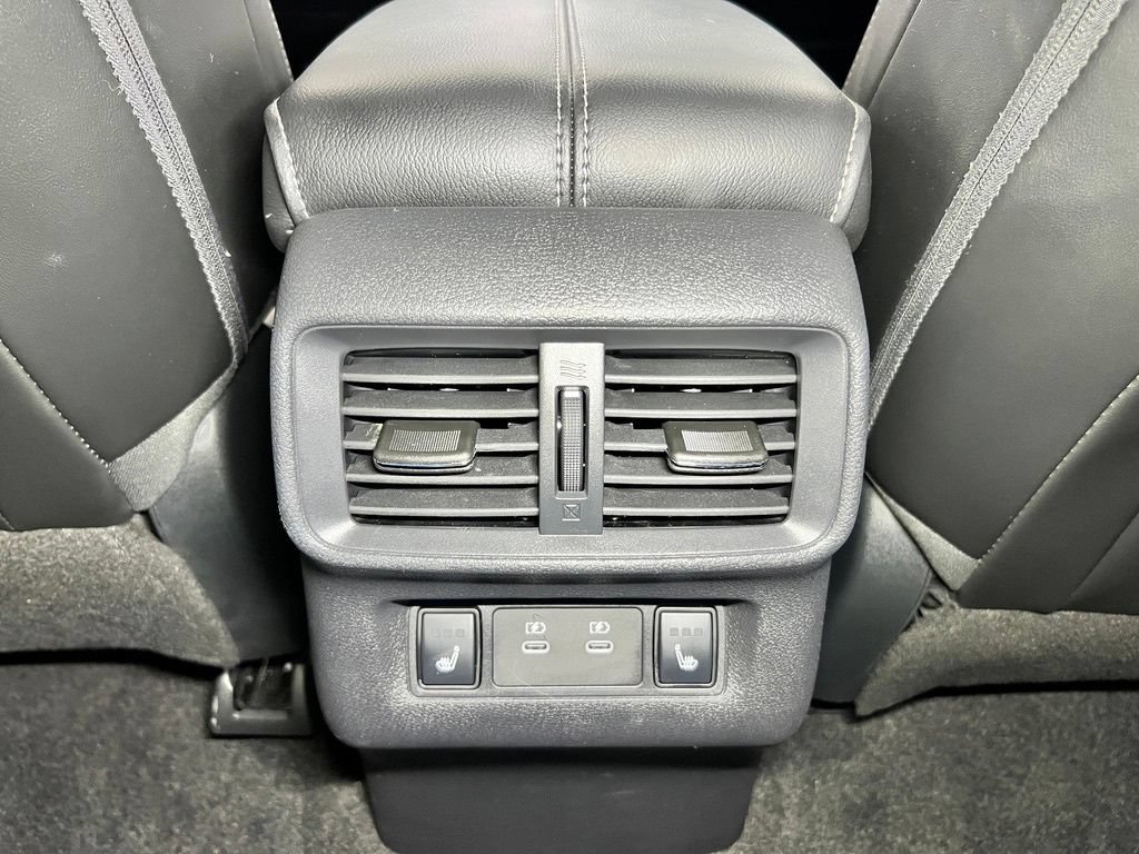 Used 2025 Nissan Murano Platinum w/ Cargo Package AWD/4WD image 23