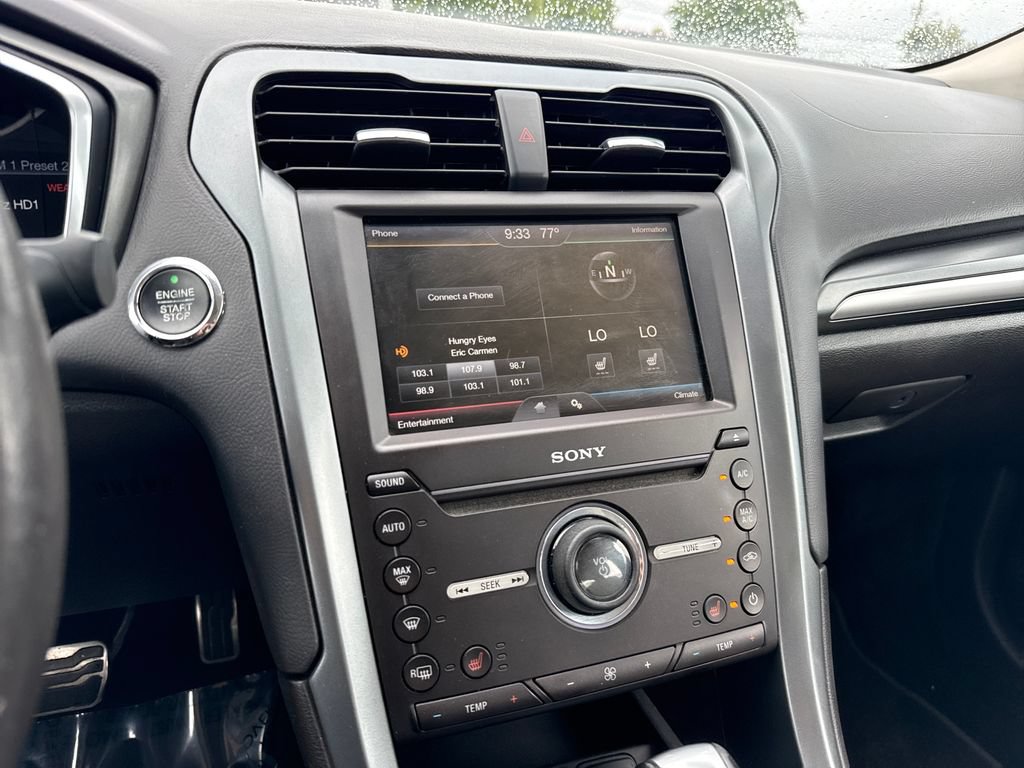 Used 2016 Ford Fusion Titanium FWD image 16