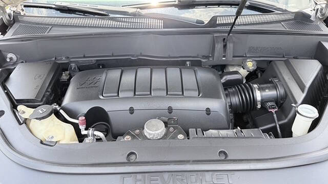 Used 2011 Chevrolet Traverse LS FWD image 5