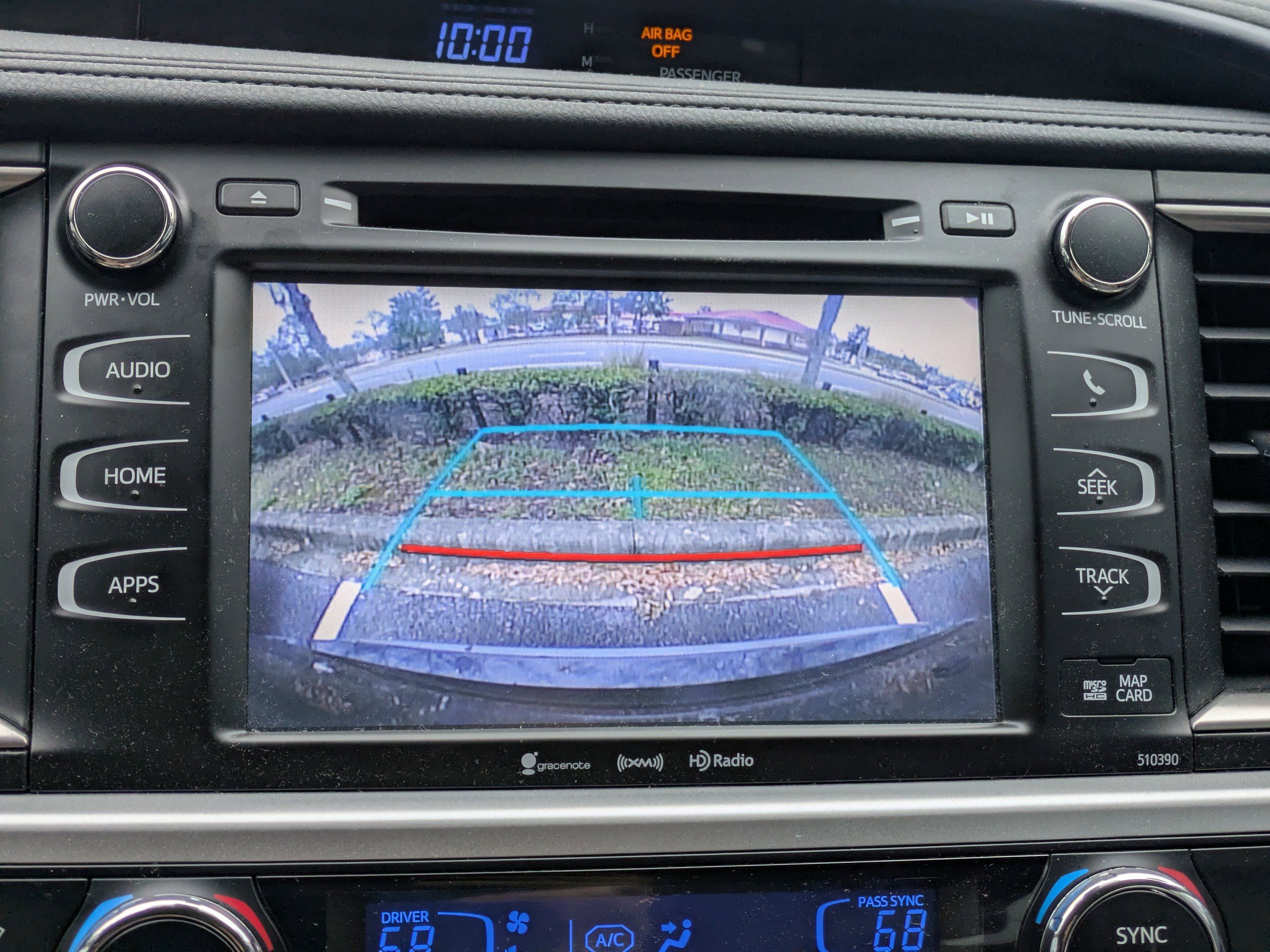 Used 2019 Toyota Highlander XLE image 22