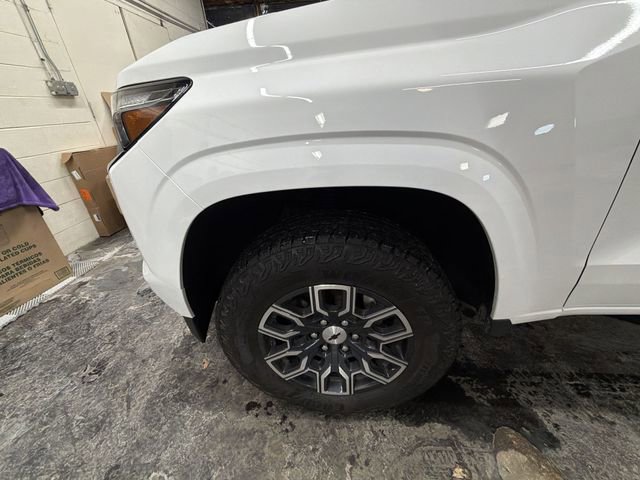 Certified 2023 Chevrolet Colorado Z71 w/ Z71 Convenience Package 2 image 34