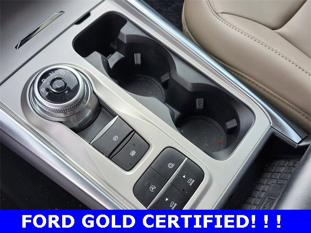 Used 2024 Ford Explorer XLT w/ Equipment Group 202A image 18