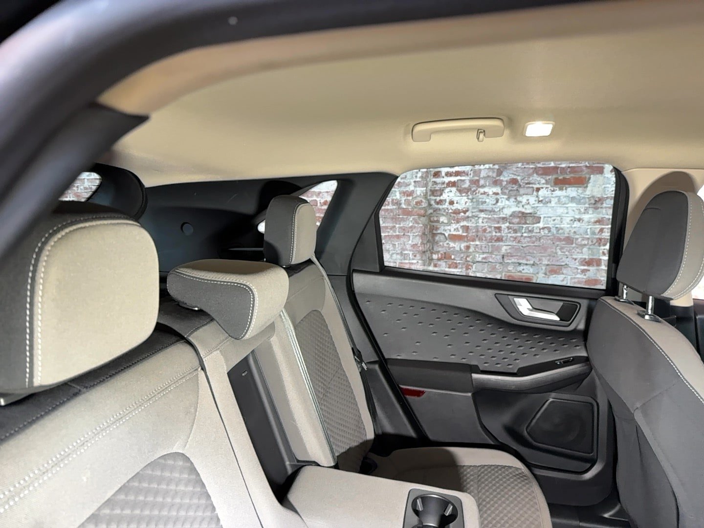 Used 2020 Ford Escape SE FWD image 81