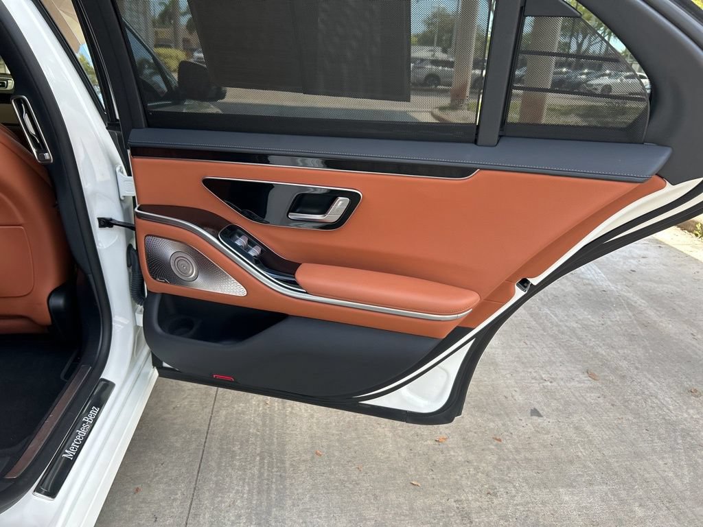 Used 2023 Mercedes-Benz S 500 4MATIC image 33