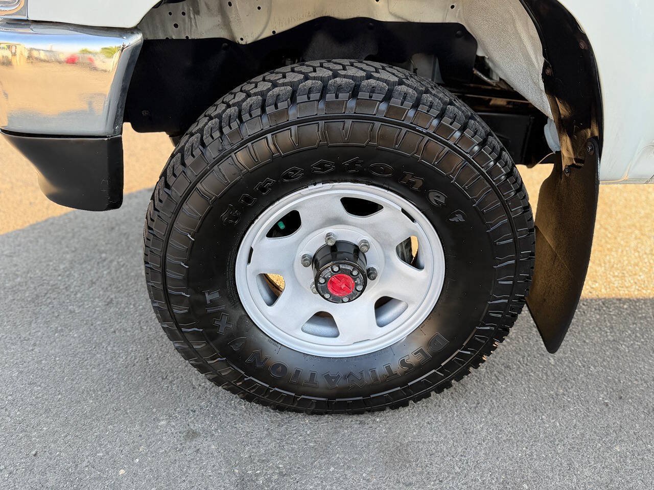 Used 1992 Toyota Pickup Deluxe AWD/4WD image 98
