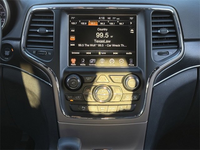 Used 2017 Jeep Grand Cherokee Limited image 16