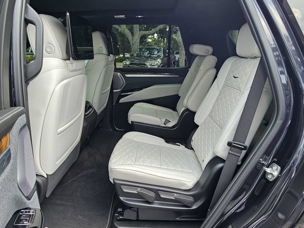 Certified 2025 Cadillac Escalade Premium Luxury Platinum w/ LPO, Floor Liner Package RWD image 16