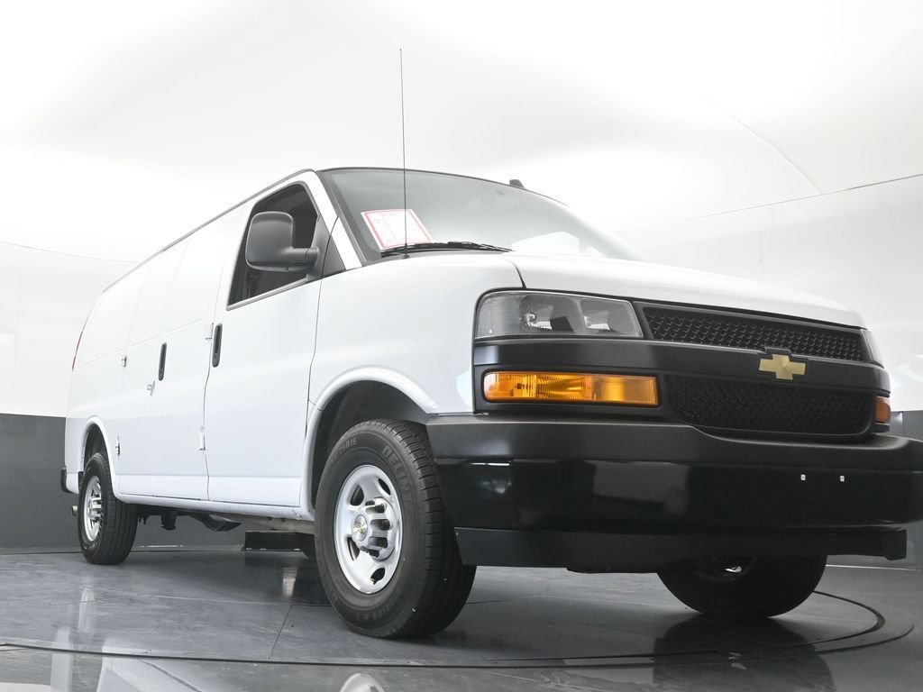 Used 2024 Chevrolet Express 2500 w/ Driver Convenience Package RWD image 56
