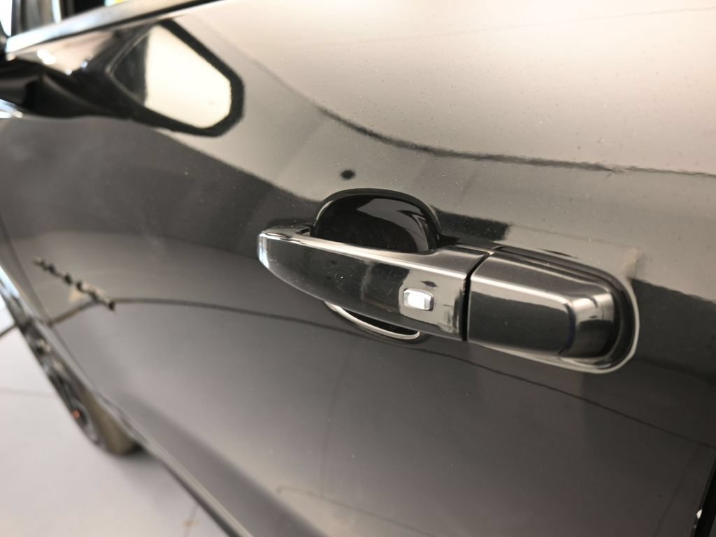 Used 2020 Chevrolet Blazer RS FWD image 46