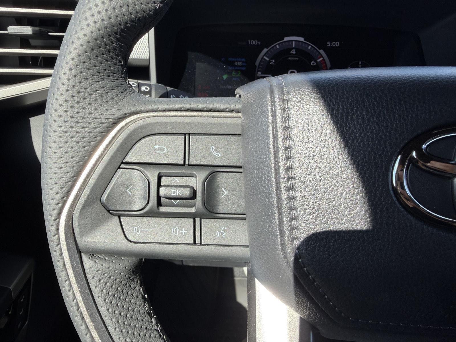 New 2026 Toyota Tundra Limited AWD/4WD image 29