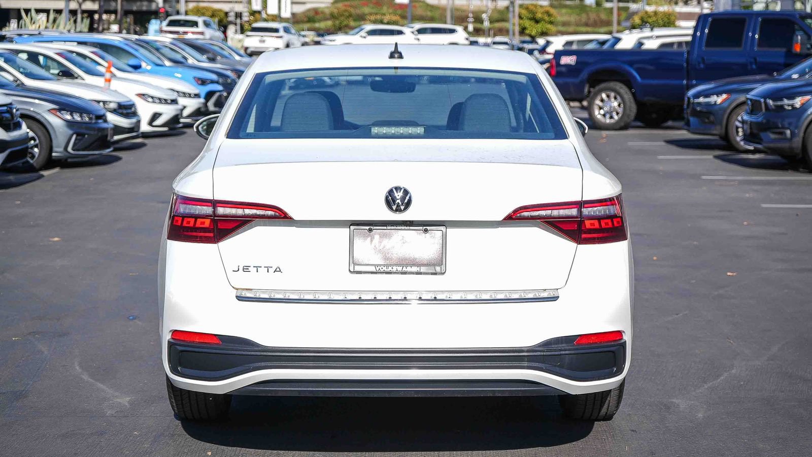 Used 2024 Volkswagen Jetta S FWD image 7