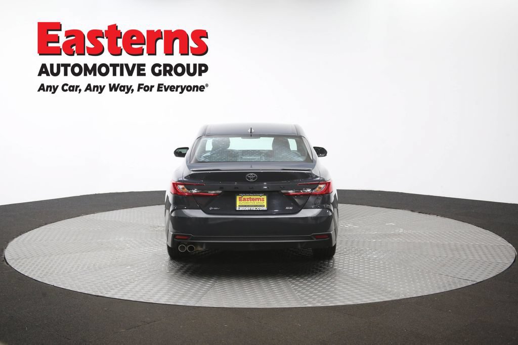 Used 2025 Toyota Camry SE FWD image 36