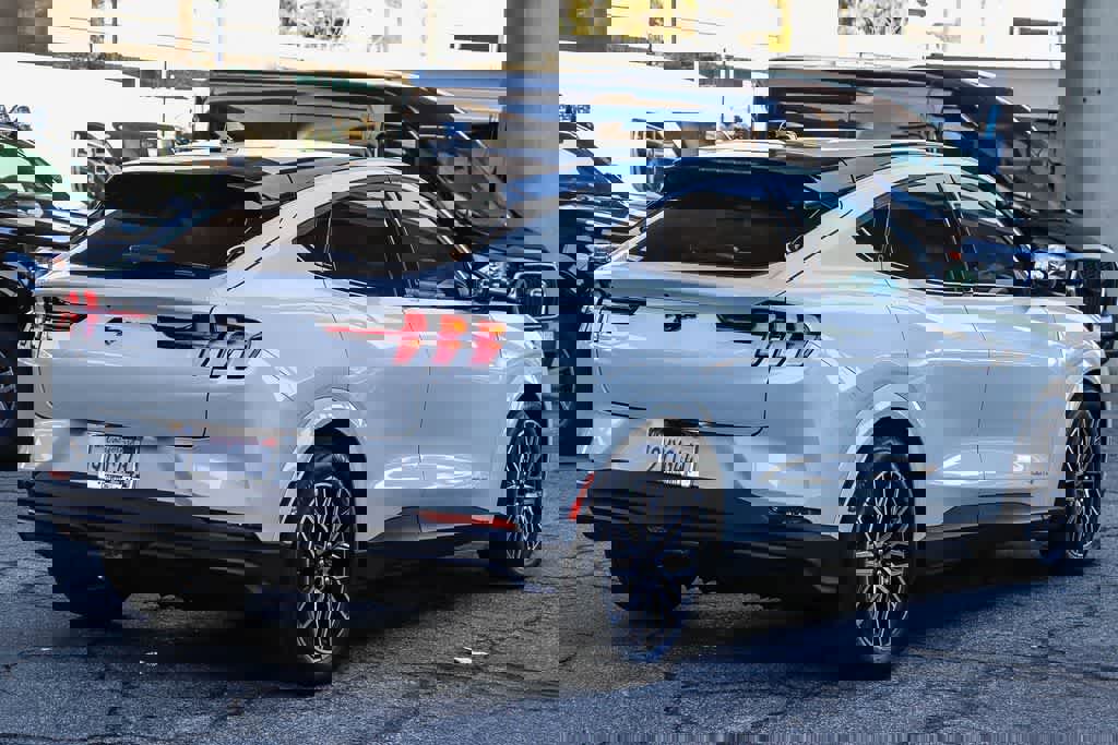 Used 2025 Ford Mustang Mach-E Premium image 4