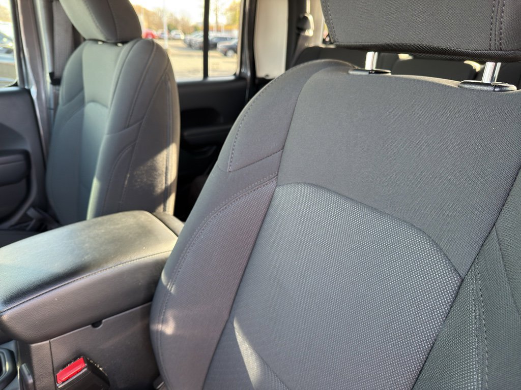 Used 2023 Jeep Gladiator Willys image 14