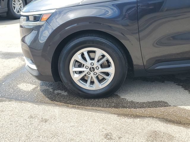 Used 2022 Kia Carnival LX FWD image 8