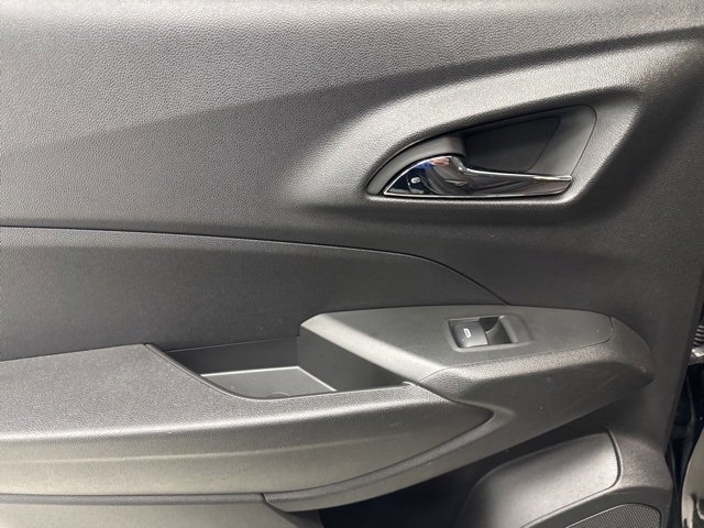 Used 2024 Chevrolet Trax LT image 24