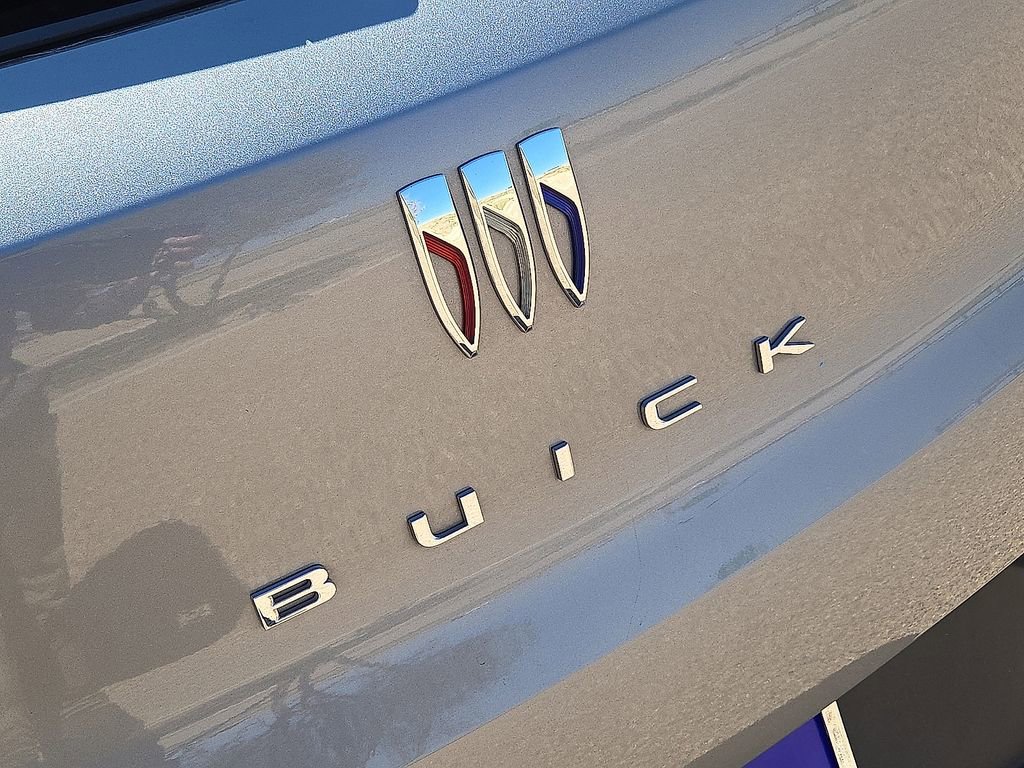 Used 2025 Buick Encore GX Preferred image 13