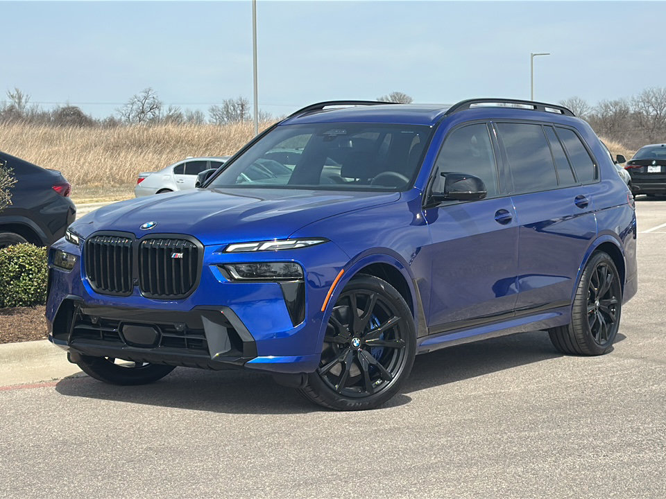 New 2025 BMW X7 M60i