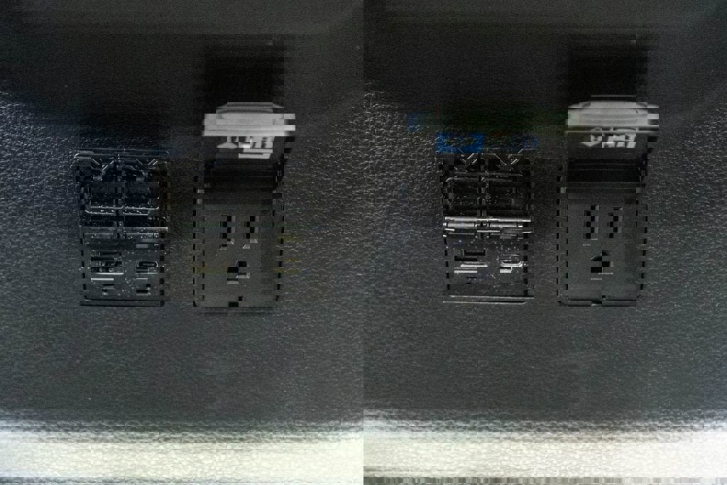 Used 2023 Toyota Tundra Limited w/ Power Package image 35