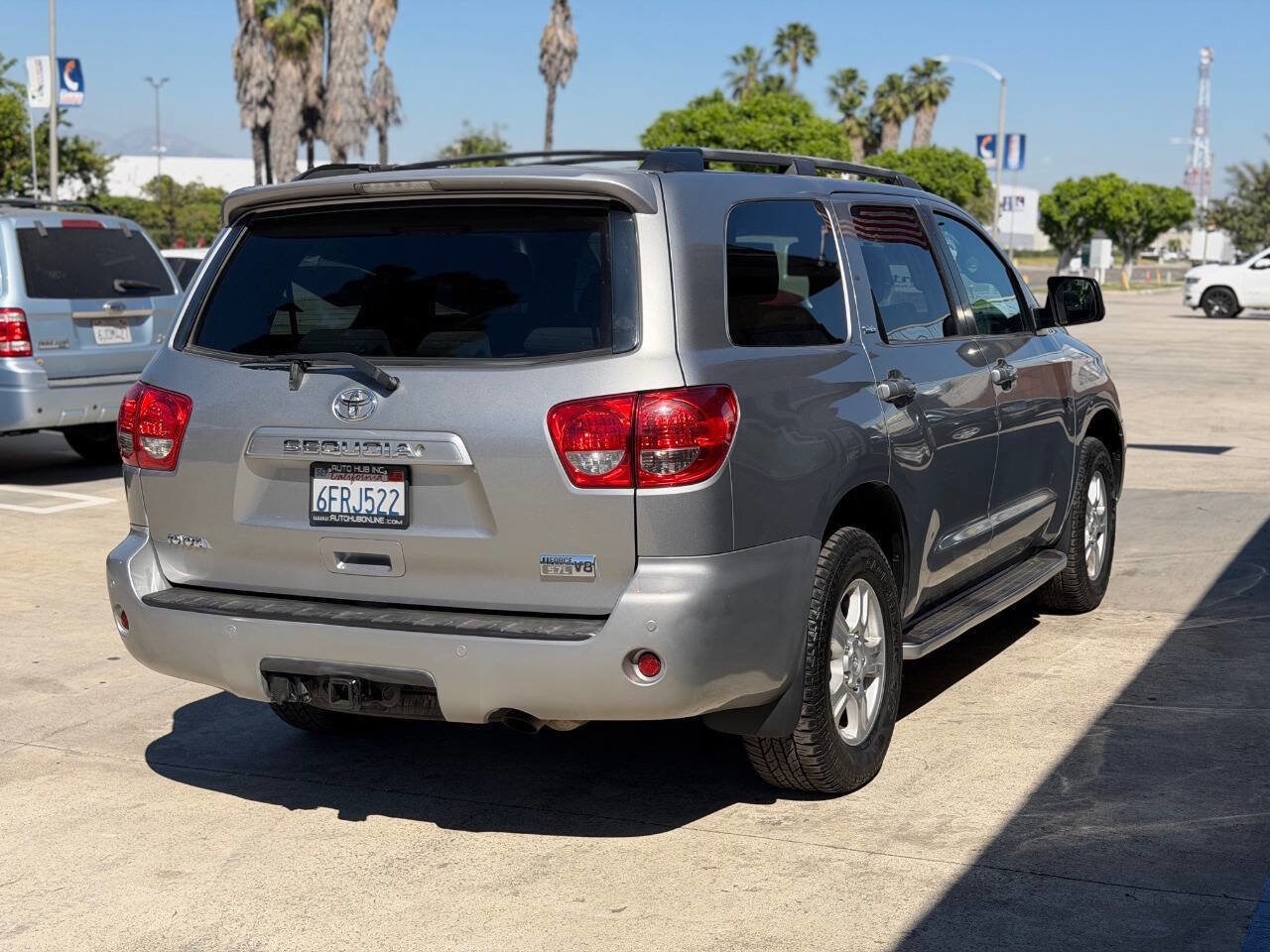 Used 2008 Toyota Sequoia SR5 image 9