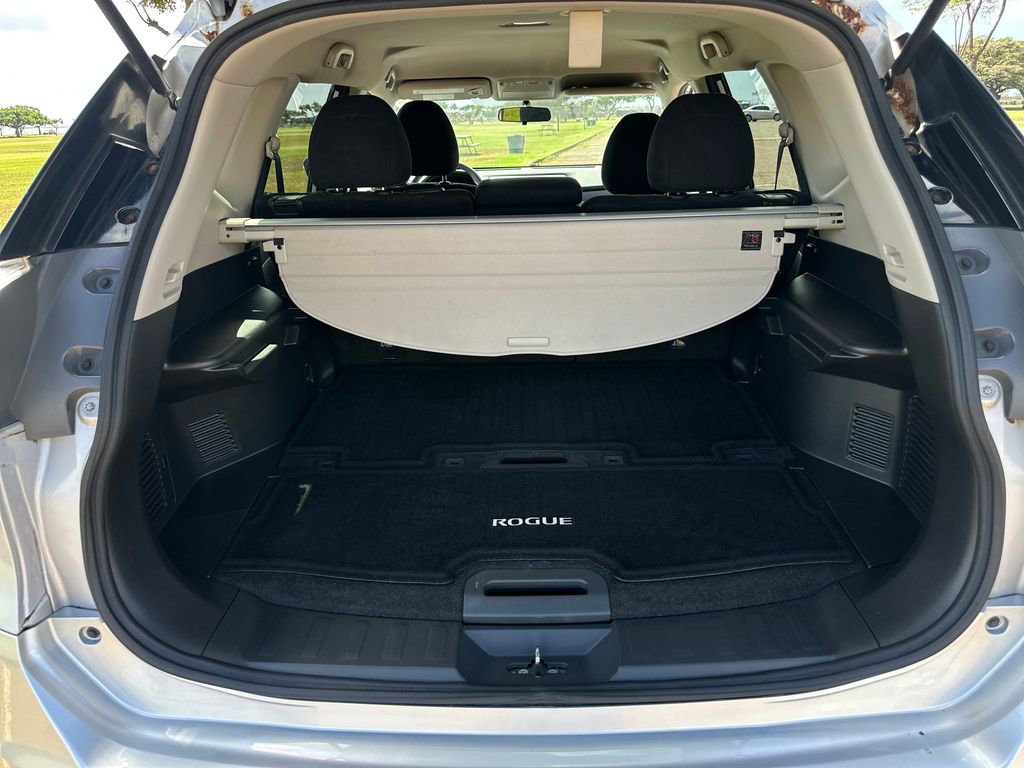 Used 2015 Nissan Rogue SV image 20