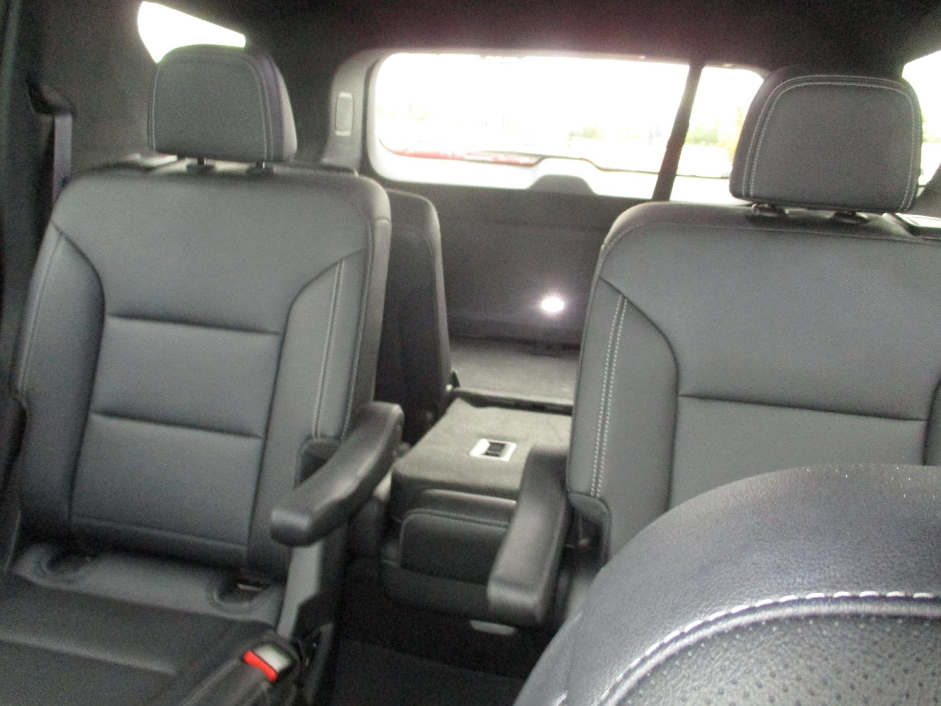 Certified 2025 Chevrolet Traverse LT image 19