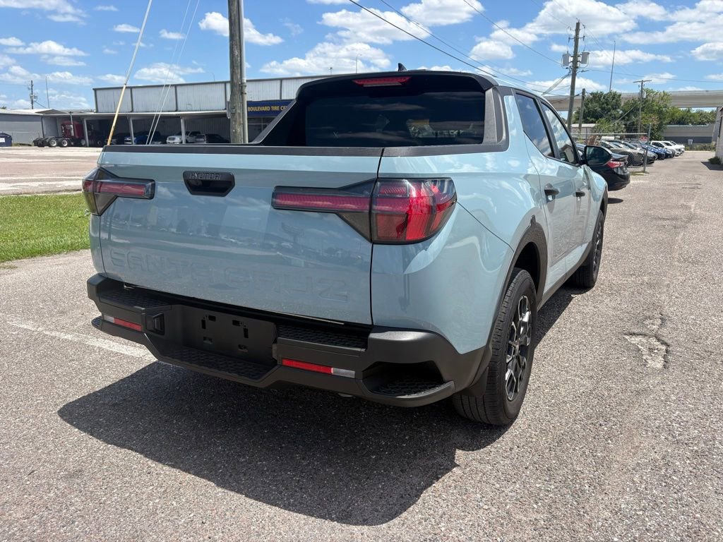 Used 2024 Hyundai Santa Cruz SE FWD image 3