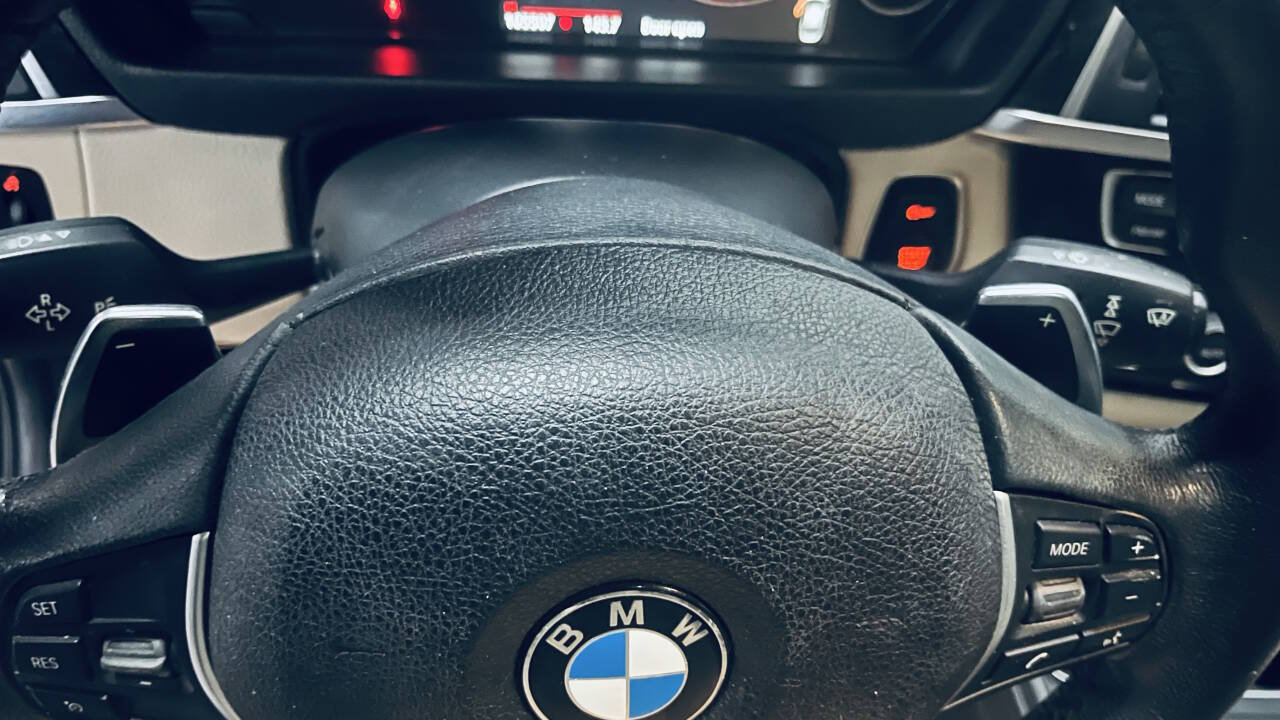 Used 2017 BMW 330i Sedan RWD image 40