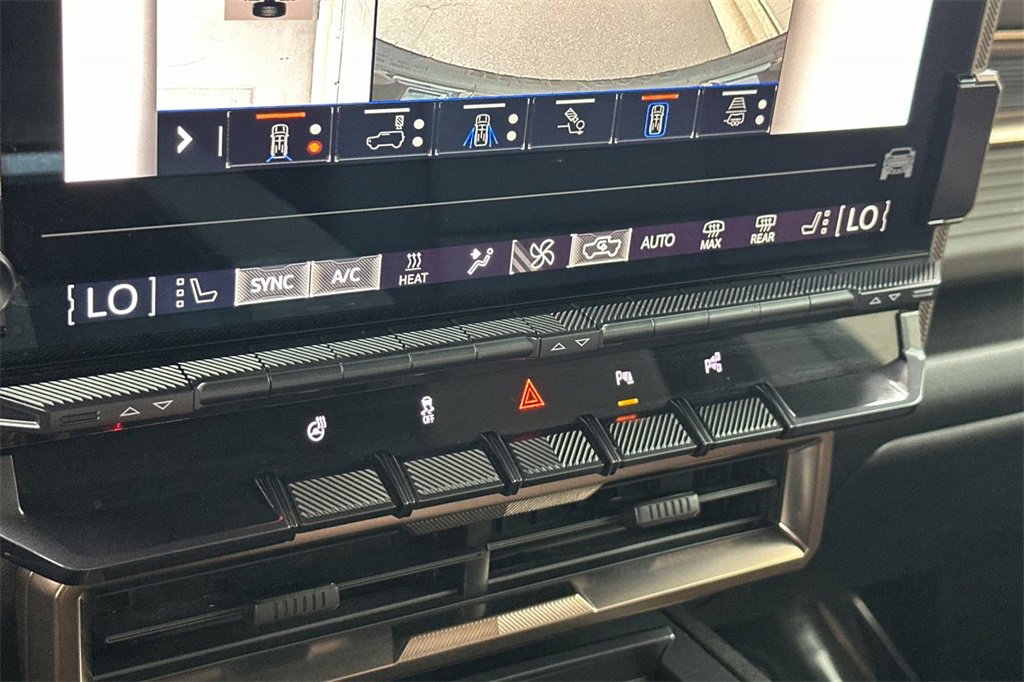 Used 2025 GMC Hummer EV 3X image 24