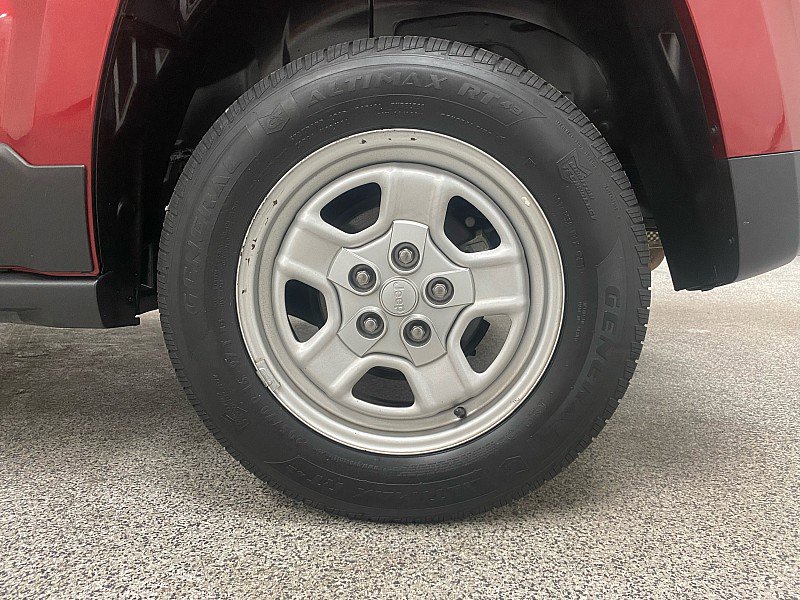 Used 2015 Jeep Patriot Sport w/ Power Value Group image 27