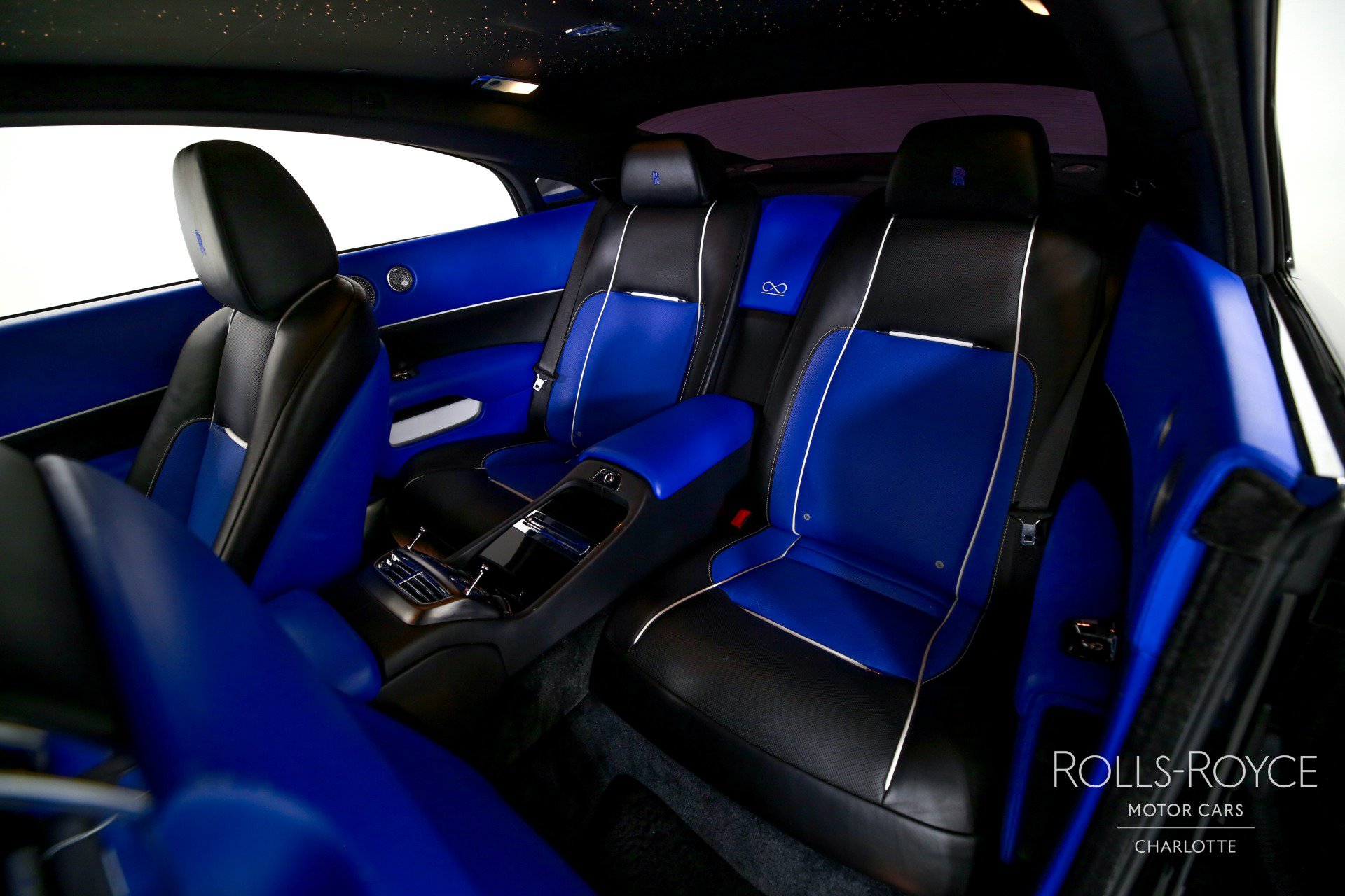 Used 2017 Rolls-Royce Wraith RWD image 17