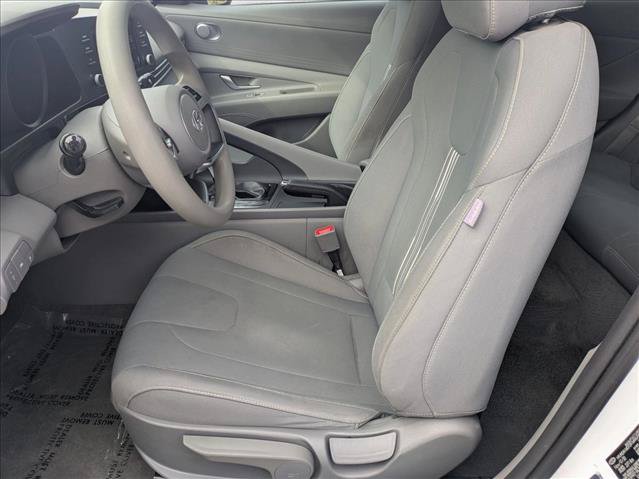 Used 2021 Hyundai Elantra SEL FWD image 15