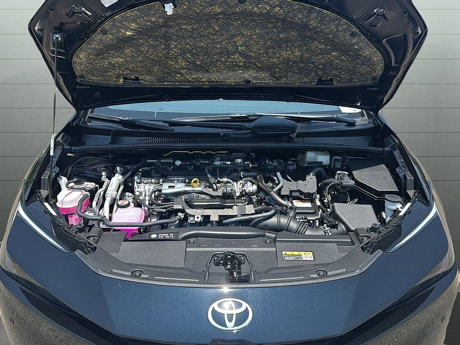 New 2025 Toyota Prius Plug-In Hybrid FWD image 29