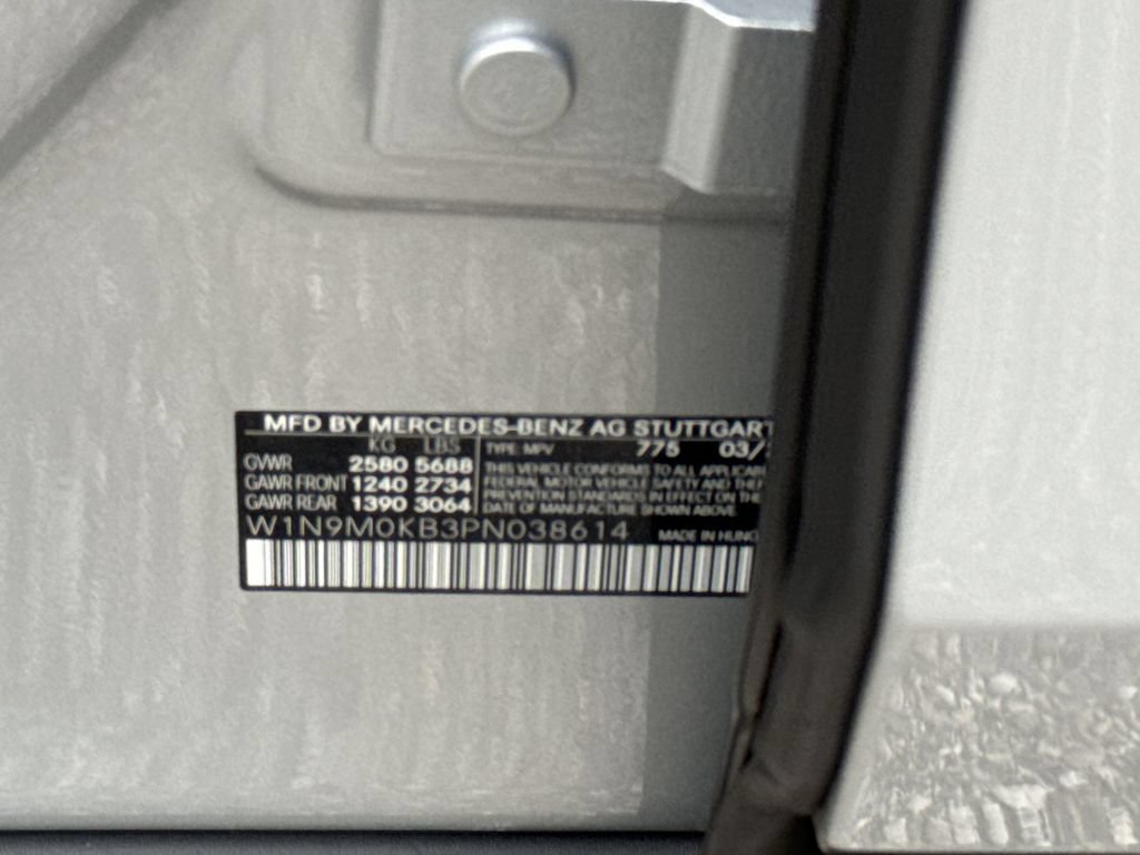 Used 2023 Mercedes-Benz EQB 300 4MATIC w/ Pinnacle Package image 26