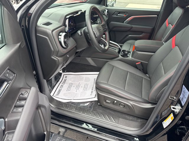 Used 2026 Chevrolet Colorado Z71 w/ Z71 Convenience Package 2 AWD/4WD image 12