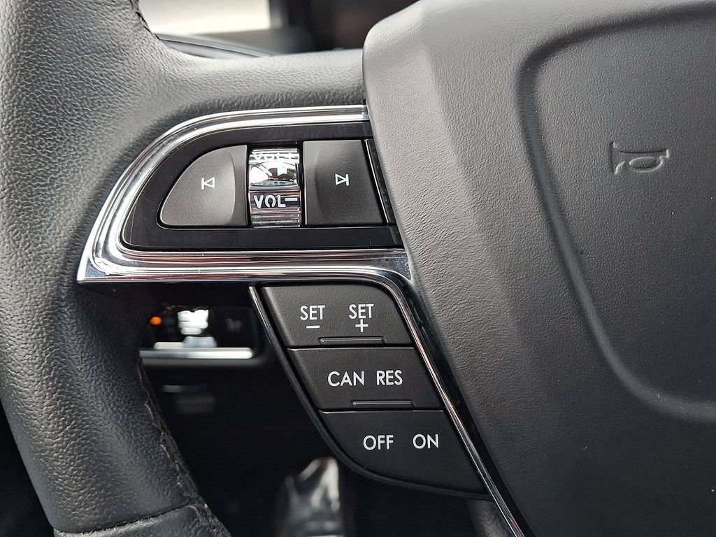 Certified 2023 Lincoln Nautilus AWD w/ Premium Package image 22