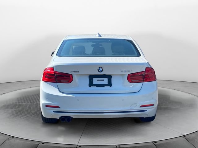 Used 2016 BMW 328i xDrive Sedan AWD/4WD image 4