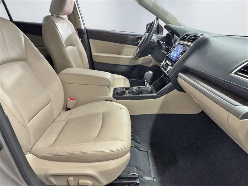 Used 2019 Subaru Outback 3.6R Limited image 26