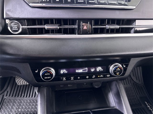 Used 2024 Mitsubishi Outlander SE image 17