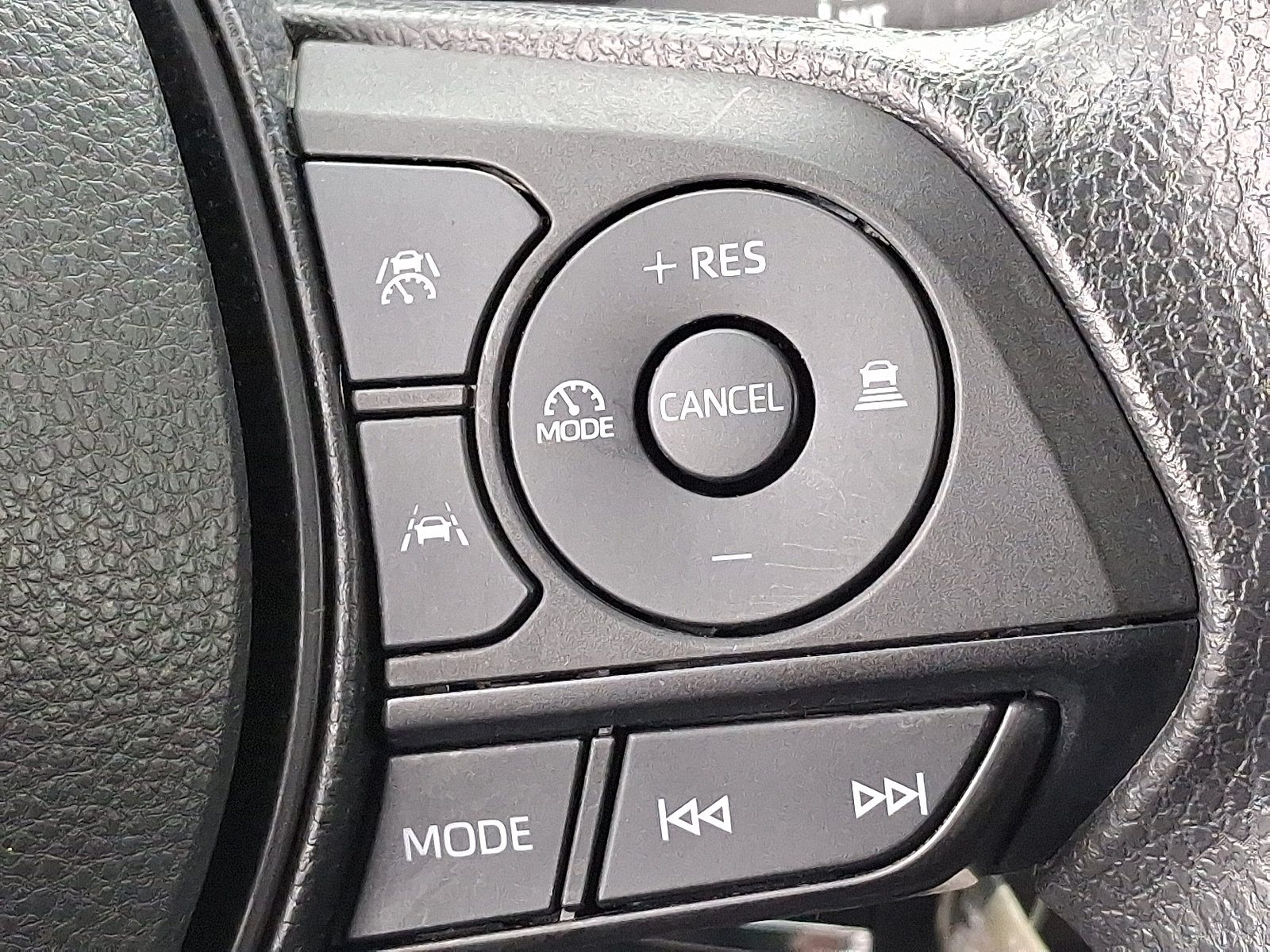 Certified 2023 Toyota Corolla LE image 22