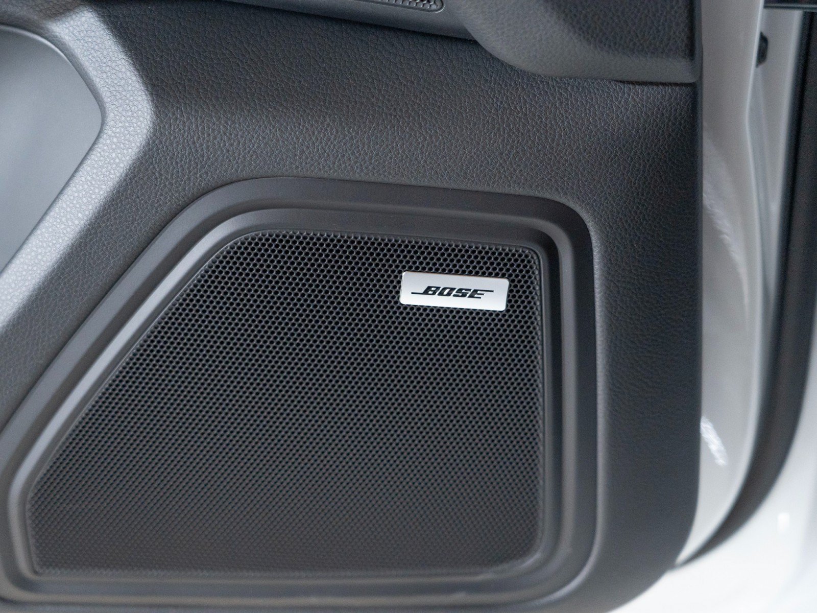 New 2026 Porsche Macan S AWD/4WD image 18